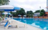 Туры в отель Surabaya Suites Hotel