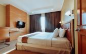 Туры в отель Surabaya Suites Hotel