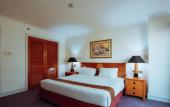 Туры в отель Surabaya Suites Hotel