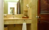 Туры в отель Surabaya Suites Hotel