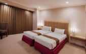 Туры в отель Surabaya Suites Hotel