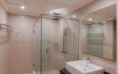 Туры в отель Surabaya Suites Hotel