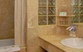 Туры в отель Surabaya Suites Hotel