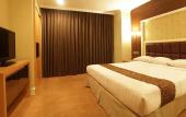 Туры в отель Surabaya Suites Hotel