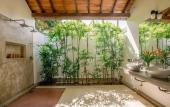Туры в отель Refurbished Family Village House With Private Pool