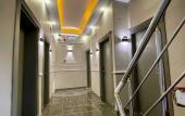 Туры в отель Crowned Plus Hotel