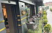 Туры в отель Crowned Plus Hotel