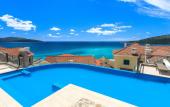 Туры в отель Lustica Bay Marina