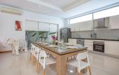 Туры в отель Modern 4BR Pool Villa Virginie Naiharn