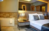 Туры в отель Four Mansions Hotel Boutique-hotel