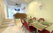 Туры в отель Kouac Villa - Pattaya Holiday House Walking Street