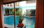 Туры в отель RedDoorz Plus Evergreen Boutique Hotel