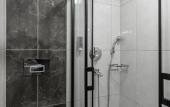 Туры в отель Loyal City Hotel