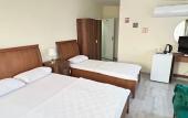 Туры в отель Naval Hotel