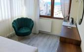 Туры в отель Naval Hotel