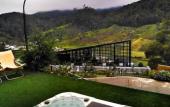 Туры в отель The Clovelly Bungalow