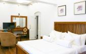 Туры в отель The Clovelly Bungalow