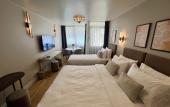 Туры в отель Weingart Suites Hotel