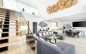 Туры в отель Luxury 5 Bedroom Modern Villa - KBR17