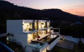 Туры в отель Luxury 5 Bedroom Modern Villa - KBR17