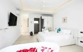 Туры в отель Luxury 5 Bedroom Modern Villa - KBR17