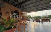 Туры в отель Patcharee Resort
