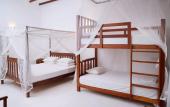 Туры в отель South Point Surf House - Whole Villa 5 Bedrooms (Sleeps 14)