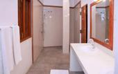 Туры в отель South Point Surf House - Whole Villa 5 Bedrooms (Sleeps 14)