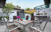 Туры в отель Elegant 3BR Pool Villa Coco B6 in Kamala