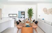 Туры в отель Villa Close to Fisherman's - KBR26