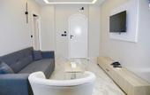 Туры в отель Golden House