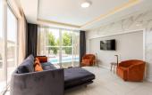 Туры в отель Villa Adavillas