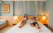 Туры в отель Mad Monkey Phuket