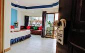 Туры в отель Heaven House Restro & Bar