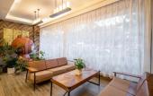 Туры в отель Shanghai Vintage Hotel Disneyland Branch