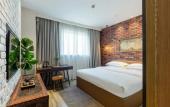 Туры в отель Shanghai Vintage Hotel Disneyland Branch