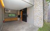 Туры в отель Avant-Garde 4BR Pool Villa Otero Kamala