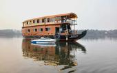 Туры в отель Aquaholic - A Floating Villa