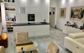 Туры в отель Allegra's House
