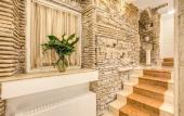 Туры в отель Pantheonview - Luxury Suites