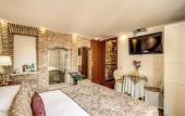Туры в отель Pantheonview - Luxury Suites