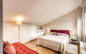 Туры в отель La Gaura Guest House