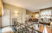 Туры в отель La Gaura Guest House