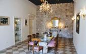 Туры в отель SUNce Palace Apartments with free offsite parking