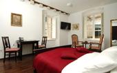 Туры в отель SUNce Palace Apartments with free offsite parking