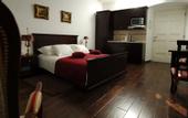 Туры в отель SUNce Palace Apartments with free offsite parking