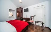 Туры в отель SUNce Palace Apartments with free offsite parking