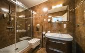 Туры в отель SUNce Palace Apartments with free offsite parking