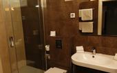 Туры в отель SUNce Palace Apartments with free offsite parking
