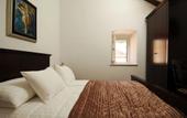 Туры в отель SUNce Palace Apartments with free offsite parking